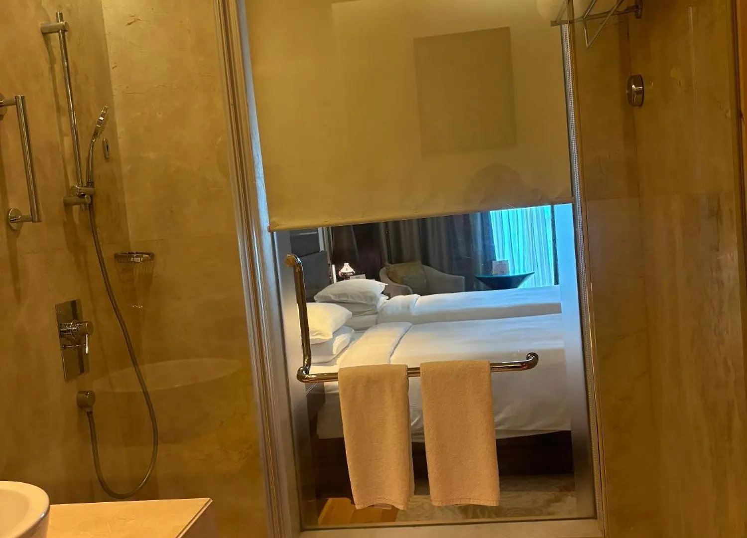 Pride Plaza Hotel, Aerocity Neu-Delhi 5*,
